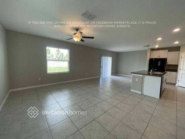 Photo - 15618 Greenleaf Bay St