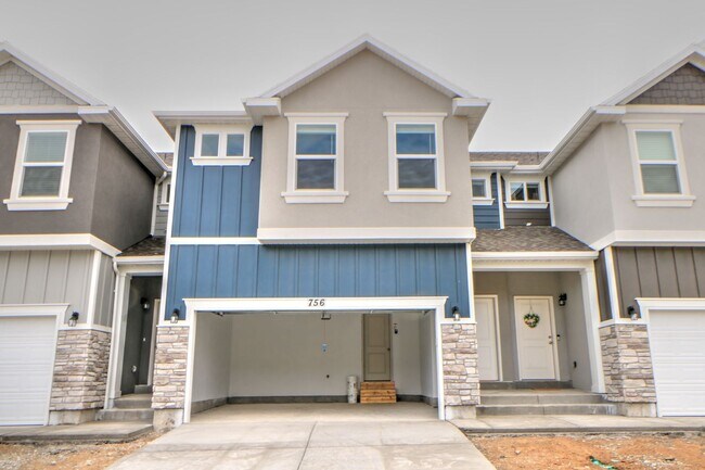 Photo - 3 bed 2.5 bath in Townhome Spanish Fork