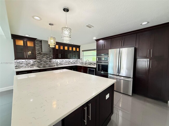 Photo - 5488 Fearnley Rd