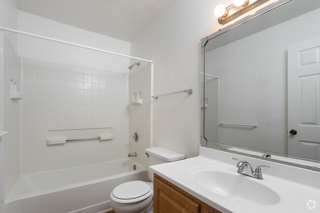 1HAB, 1BA - 750&nbsp;ft² - Willow Pond 55+ Active Living Community