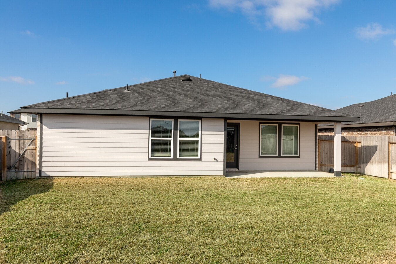 Photo - 3915 Sparkman Ln