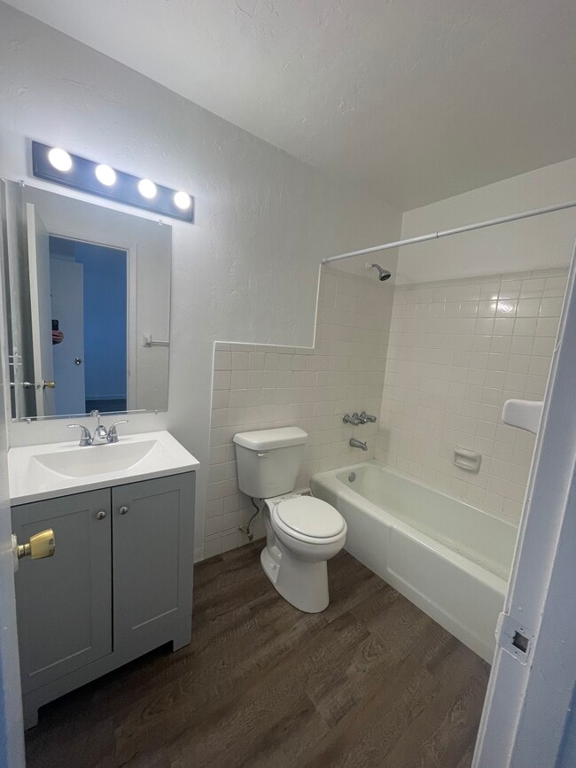 1711 Dixon Blvd Unit 224
