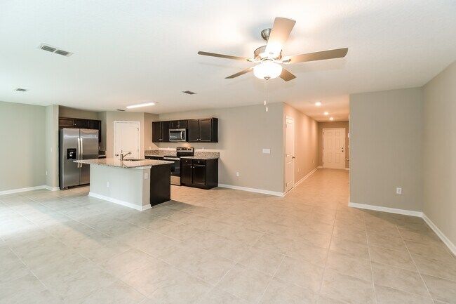 Photo - 9136 Udell Ln