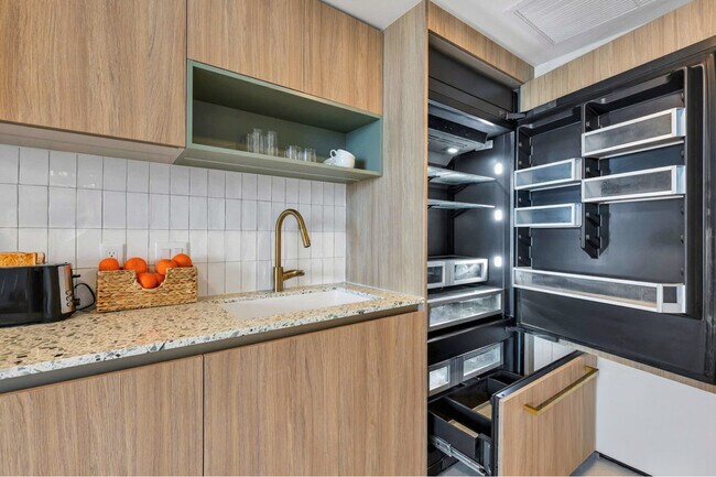 Photo - 601 NE 1st Ave Unidad SI ID1227486P