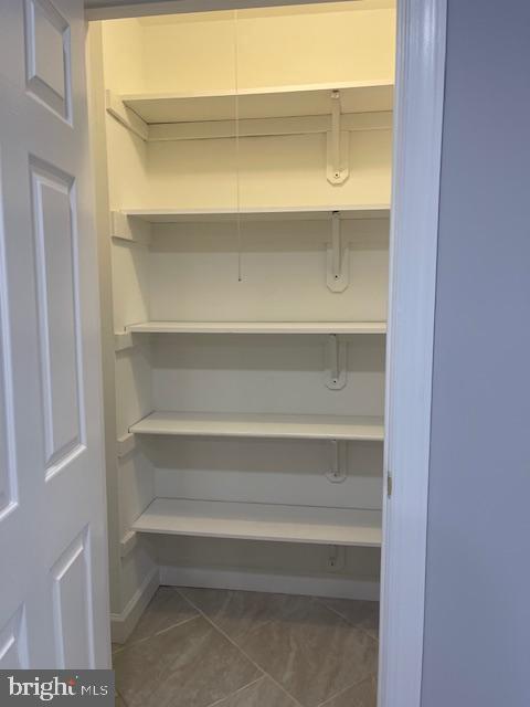 Photo - 817 Hastings Ct