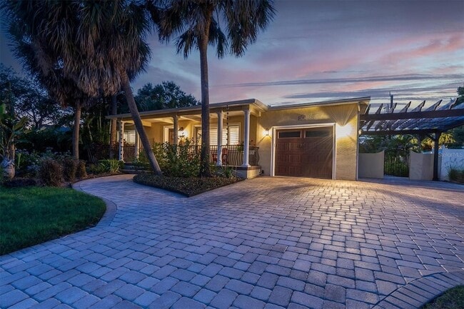 Photo - 6145 2nd Ave N
