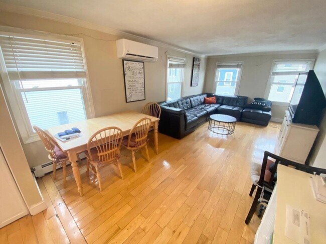 Photo - 210 K St Unit 1