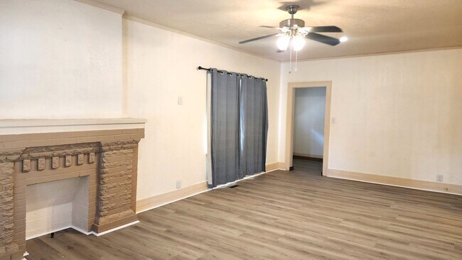 2237 NW 12th St Unit 2237 NW 12th St