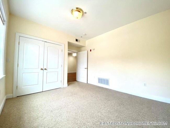 Photo - 661 Bennington St Unit 2