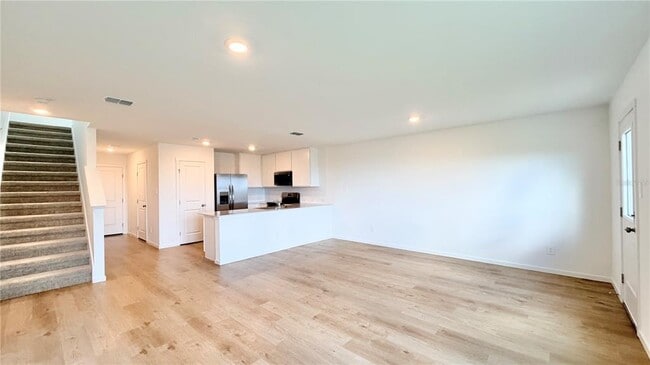 1561 Plank Pl