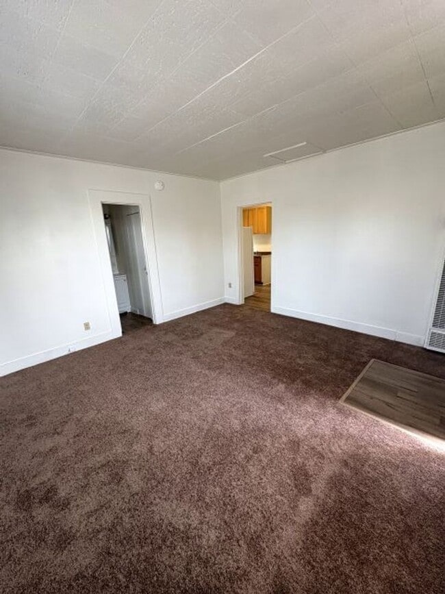 Photo - Studio Located Downtown Ventura, Close to the Beach! Unit 38 N Laurel St #1