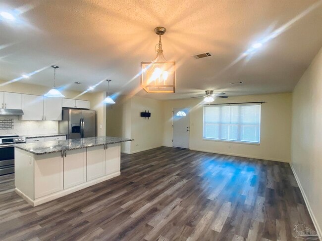 Photo - 2315 Reva Cir
