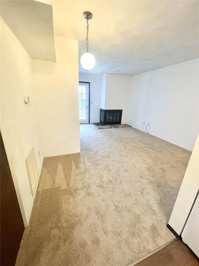 Photo - 147 Ashley Dr