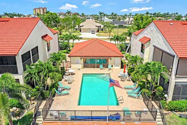 Building Photo - Unfurnished  Waterfront 2 bedroom 2 bath C...