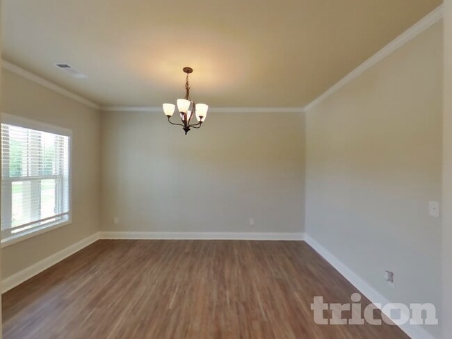 Photo - 131 Huntsman Dr