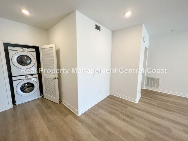 Photo - AVAILABLE JULY - New San Luis Obispo Condo...