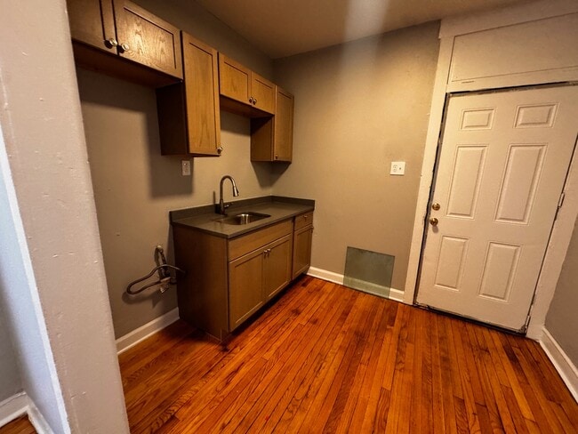 3723-3729 W Grand Ave Unit 3723-1