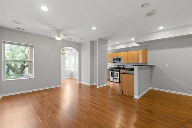 Photo - 7717 N Marshfield Ave