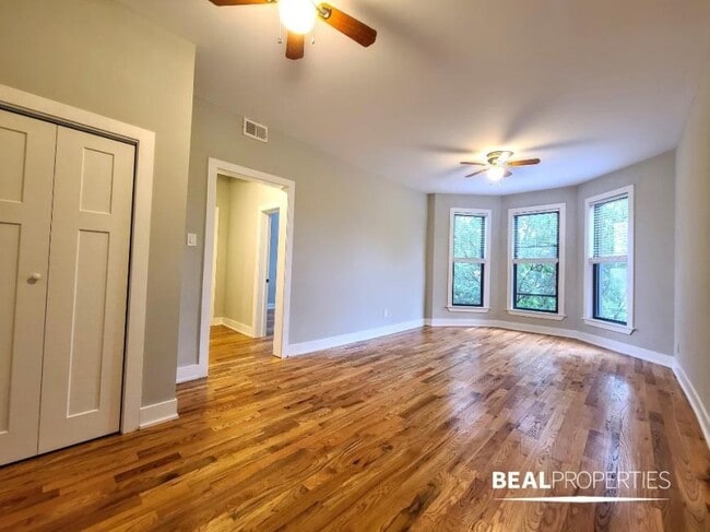 Photo - 3 bedroom in CHICAGO IL 60657 Unit 3