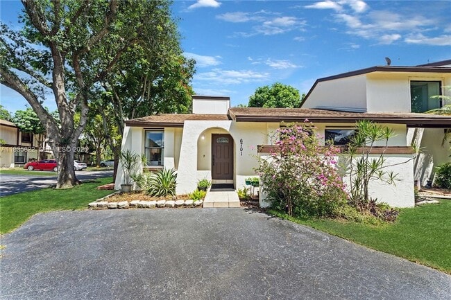 Photo - 6701 SW 129th Ct