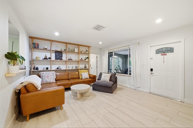 Photo - 1208 N 31st Ave
