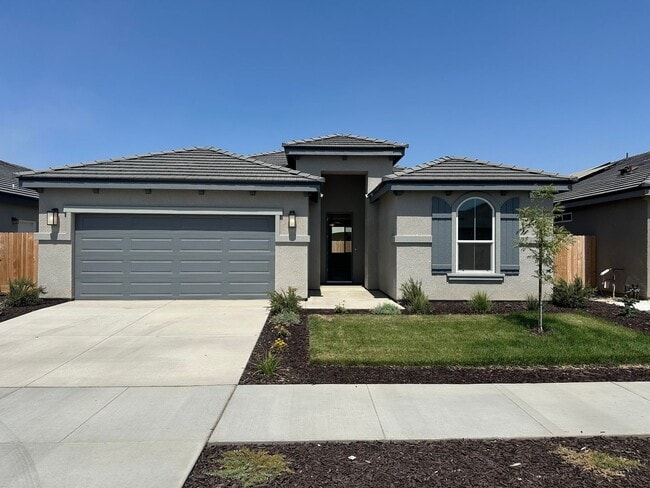 Building Photo - Brand new home in Kerman Ca
