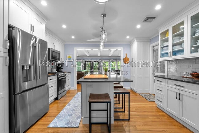 24 Topstone Dr