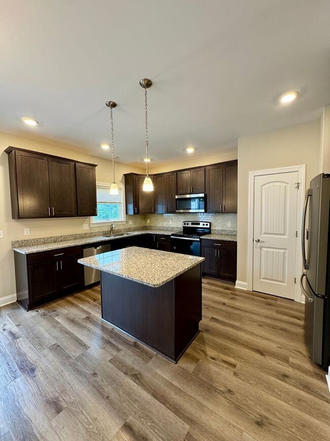 Photo - ***FIRST MONTHS RENT HALF PRICE***3BR/2.5B...