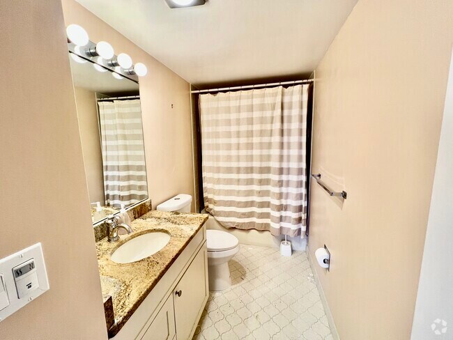 Building Photo - 141 Coolidge Ave Unit 420 Rental