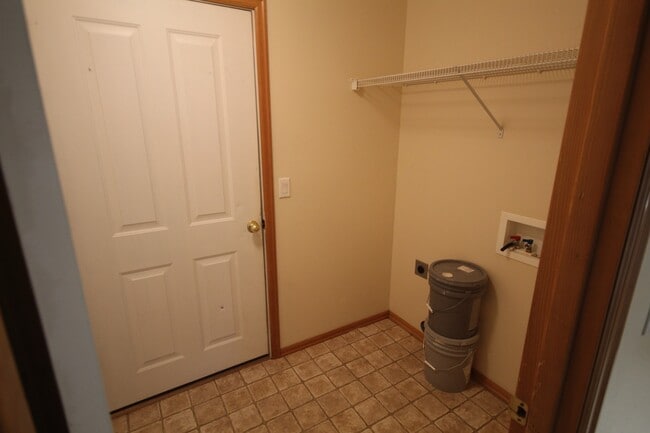 Photo - SW Redmond 3 Bdrm House, 2 Bath, Gas Heat & A/C, Patio & Fenced Yard, Dbl Garage