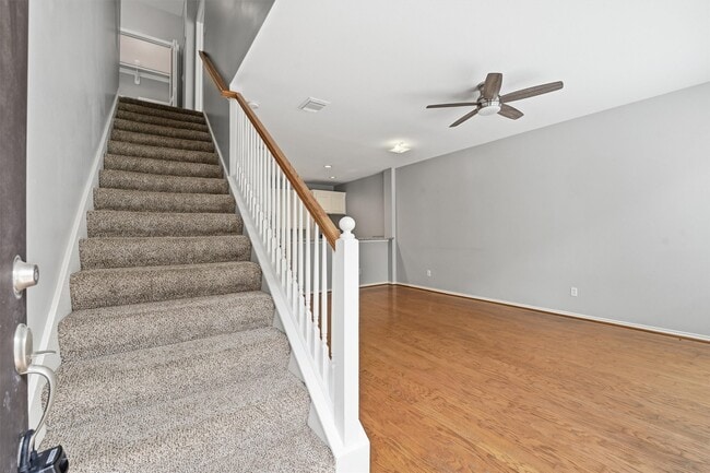 Photo - 1507 Sutton St