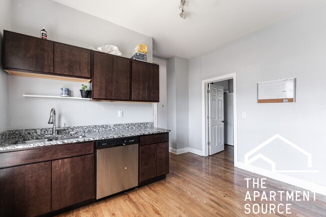 2818 N Drake Ave Unit 2