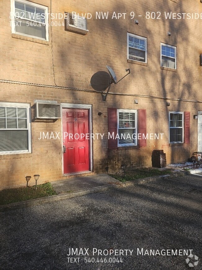 Building Photo - This property has a no security deposit op... Unit 802 Westside Blvd NW Apt 9