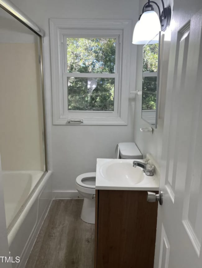 Photo - Two bedroom, 1 bath house in Burlington