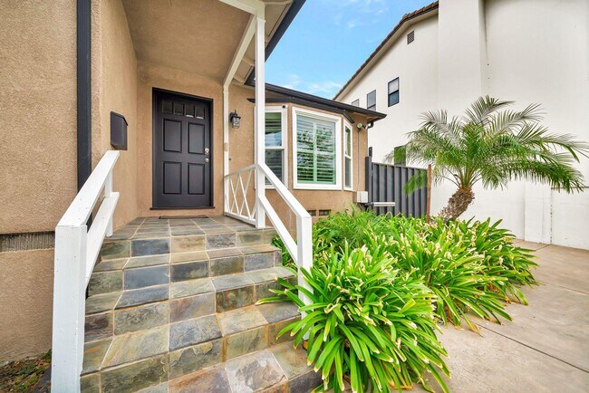 Building Photo - 17946 Valley Vista Blvd