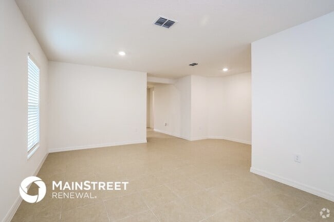 Building Photo - 1685 Hideaway Flat St Rental