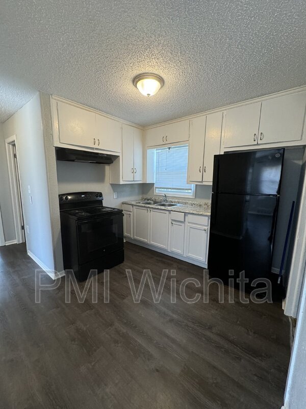 Photo - 2359 N Estelle St