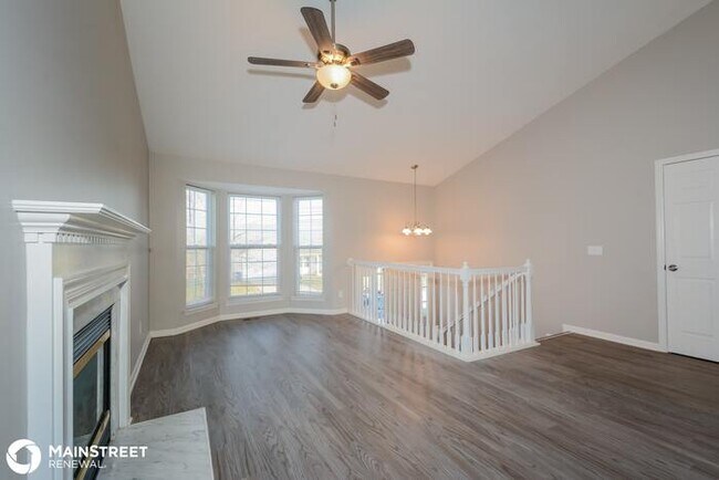 Photo - 12553 Evening Shade Dr, Black Jack, MO 63033