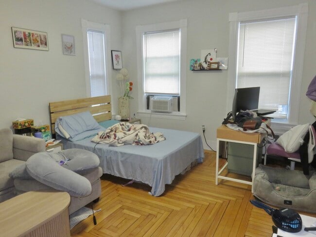 36 Harvard St Unit 1