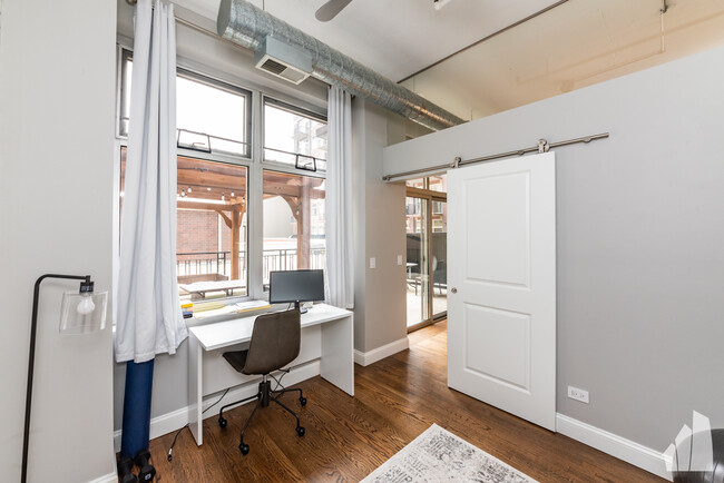 Photo - 1000 W Adams St Condo Unit 314