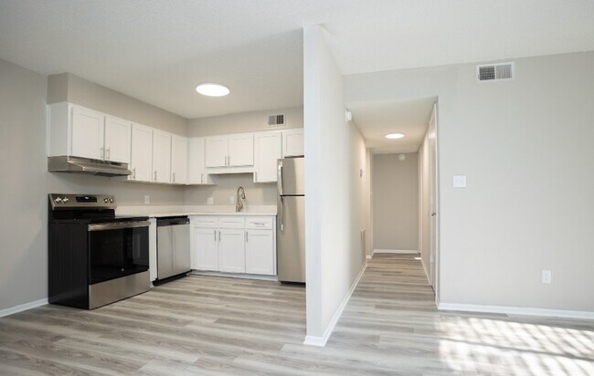 Building Photo - 350 Bryant Rd Unit F39