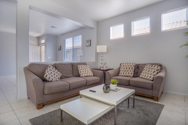 Photo - 2401 Predera Ave