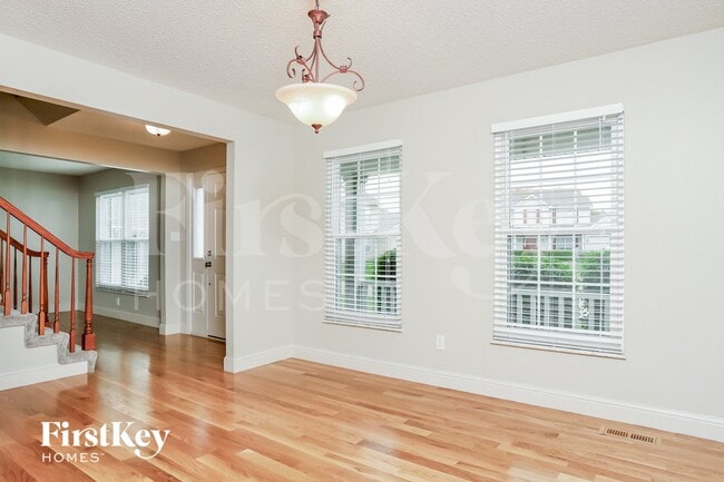 Photo - 5 Shady Moss Ct