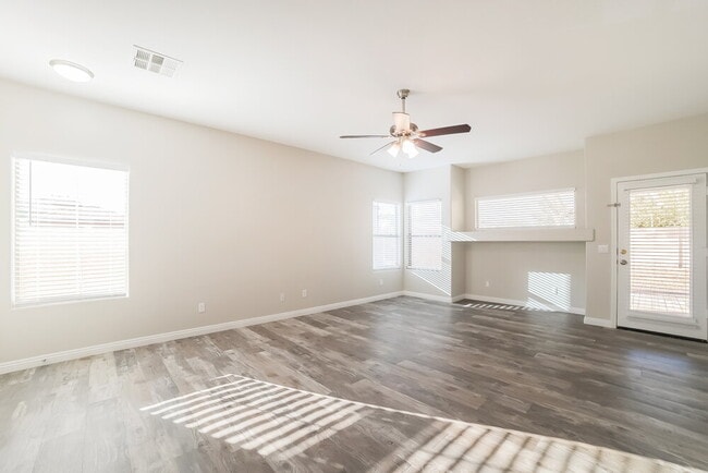 Photo - 10240 W Chipman Rd