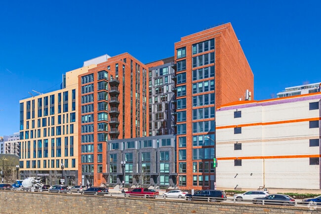 1211 Van St SE - Avidian