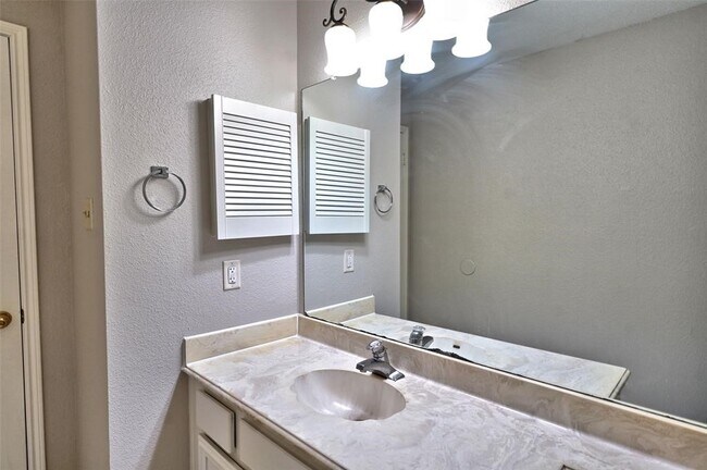 Photo - 9206 Prairie Trails Dr