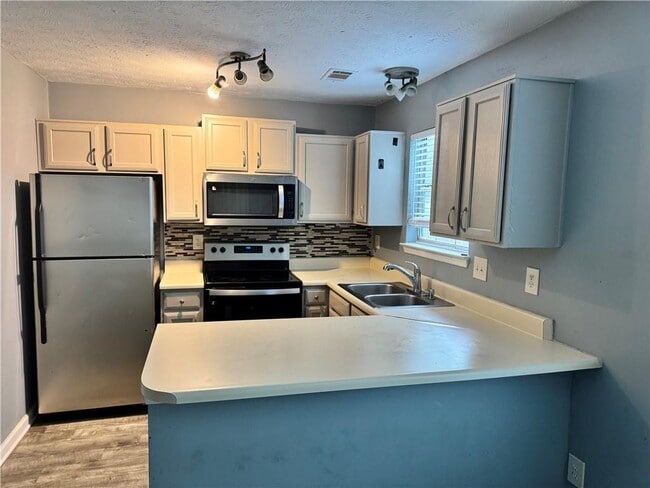 Photo - 1043 Rock Creek Ln