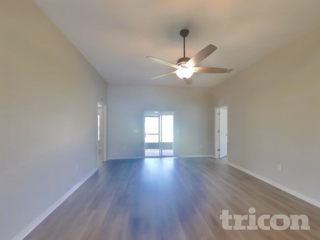 Photo - 6046 Eagle Pointe Dr