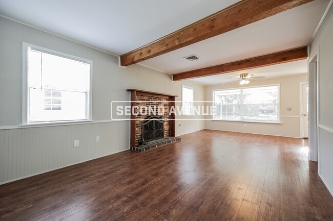 Photo - 223 Carla Ann Ct