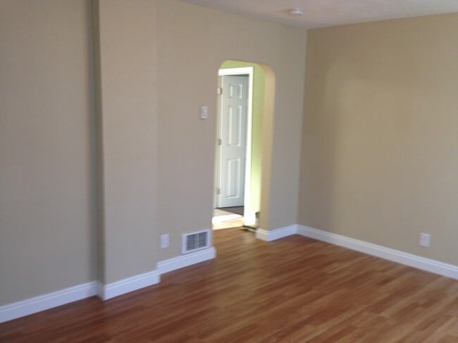 Photo - 935 Hayes N Ave Unit D